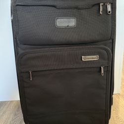 Travelpro Platinum 2 Crew Luggage