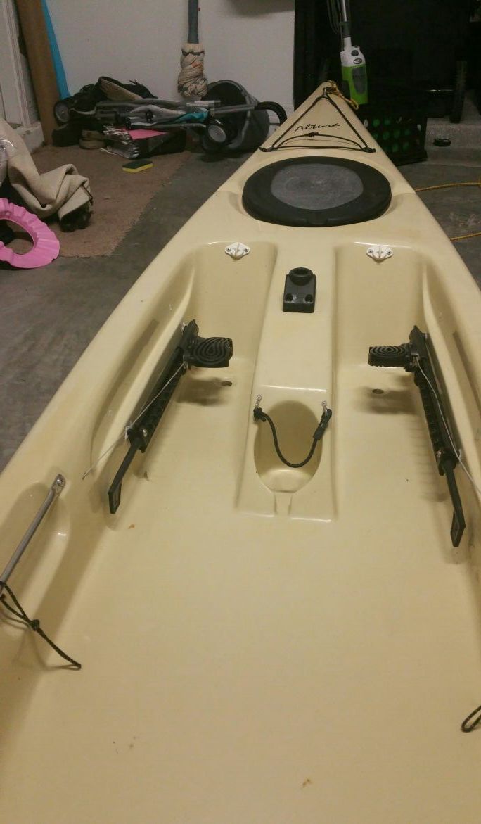 15 foot single person fibreglass kayak, Current designs/Altura for Sale