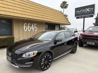 2016 Volvo V60 Cross Country