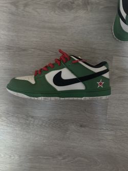 Heineken x NIKE collab Dunks NO BOX