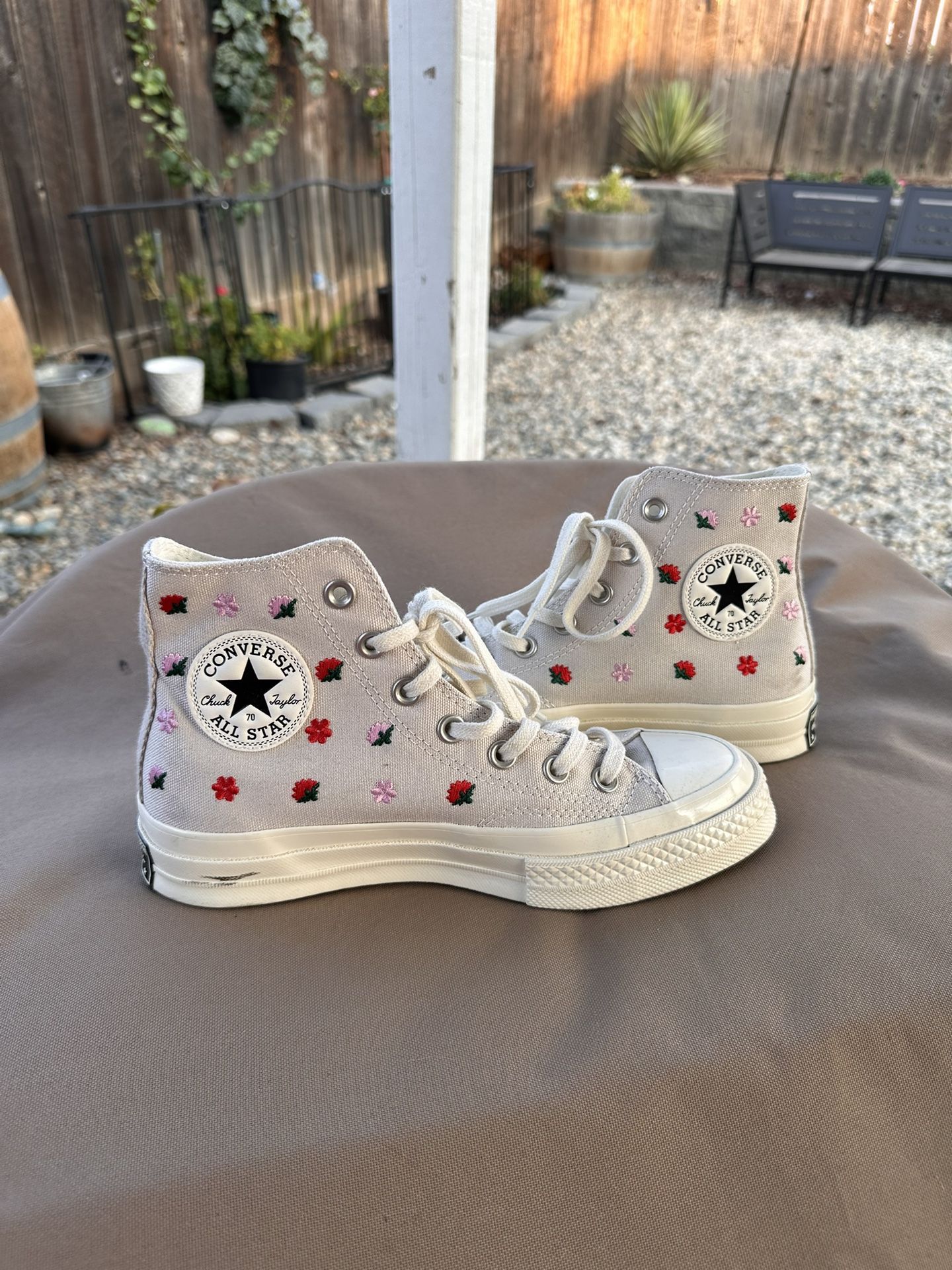 Converse