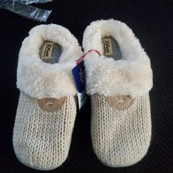 Dluxe Warm Slippers