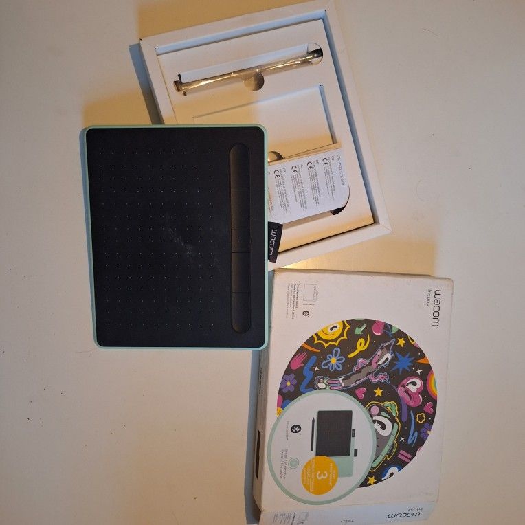 Wacom Intuos TABLET ONLY