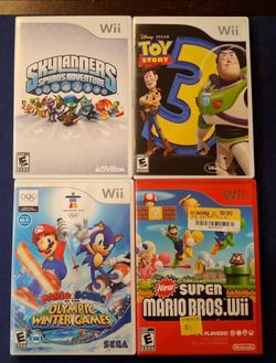 Nintendo Wii Games Bundle – Lot of 4