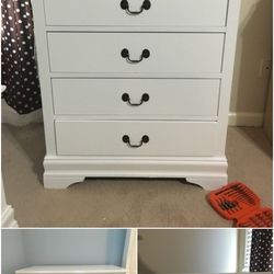 BRAND NEW WHITE CHEST & 2 NIGHTSTANDS $450 INCLUDING DELIVERY!!!