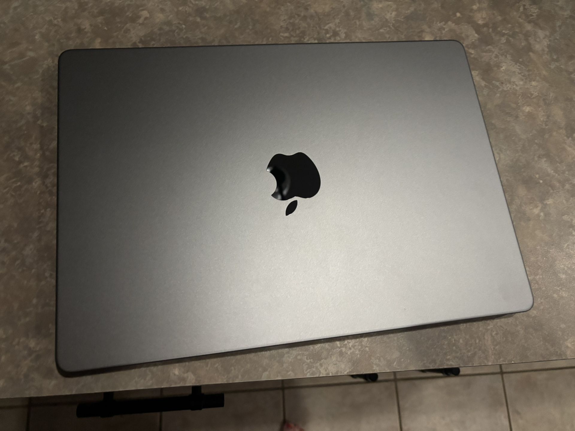 14 Inch Macbook Pro