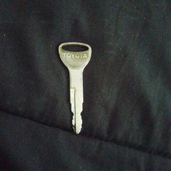 Toyota Forklift Key Replacement 