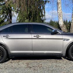 2013 Ford Taurus