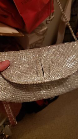 Clutch with string
