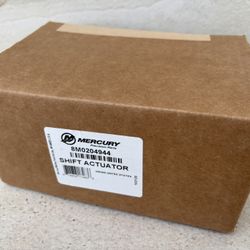 Mercury shift Actuator 8M0204944 a genuine OEM designed for 2018-present Mercury FourStroke V6 (3.4L) and V8 (4.6L) outboard engines