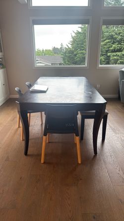 Free dining table or activity table w/extender