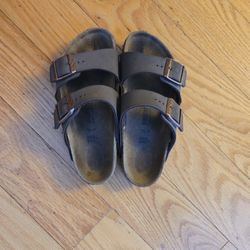 Kids Arizona Birkenstocks Size 33