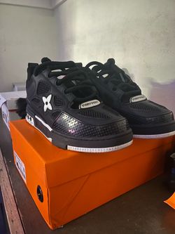Black shoes Skate Sneakers Black