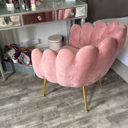 Pink Vanity Chair 