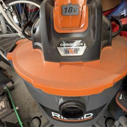 Rigid Cordless 18V Wet/dry Shop Vac