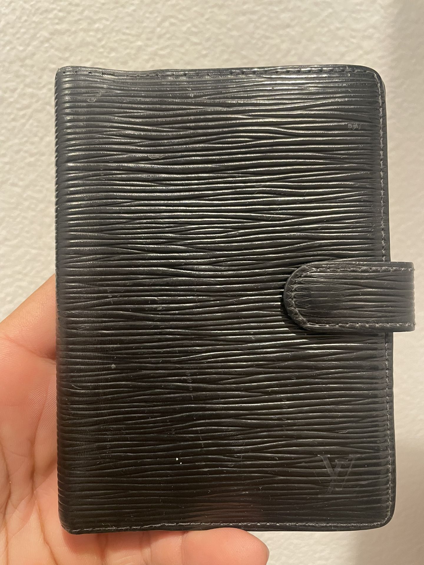 Louis Vuitton Black Epi Agenda