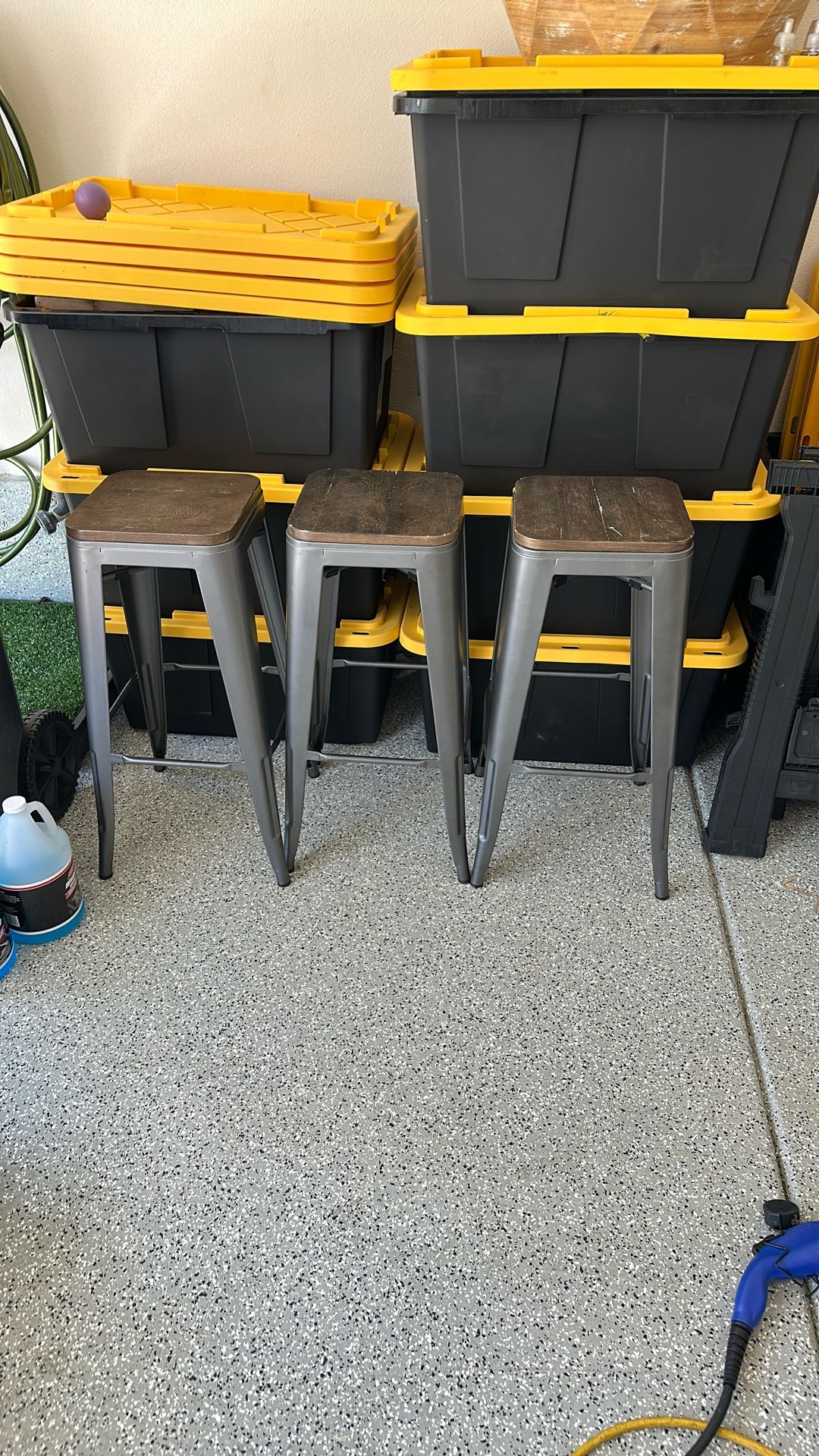 3 Counter Stools 
