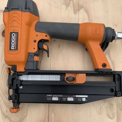 Finishing Nailer