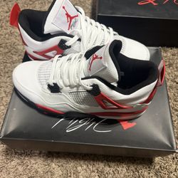 Jordan 4 Retro Fire Red