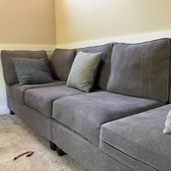 Big Couch For Sale (in Lacey)