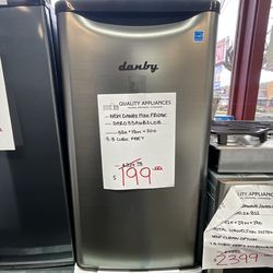 NEW DANBY MINI FRIDGE