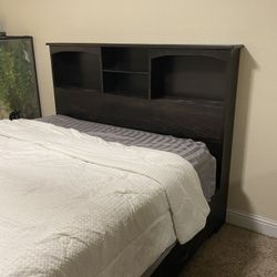 Platform Bedroom Set 