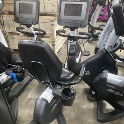 LifeFitness Lifecycle Newer Style Recumbent Bike Discover