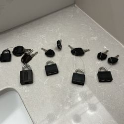 Small Black Locks With Keys