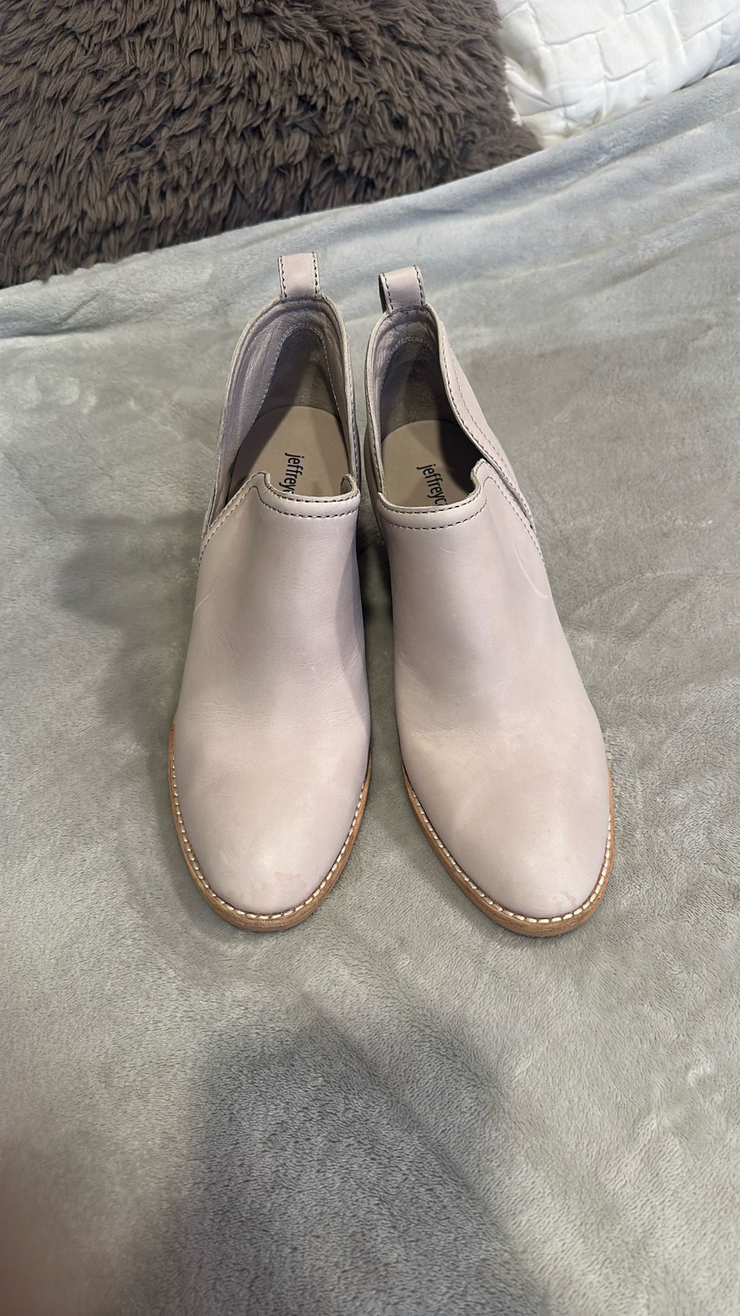 Women’s Jeffrey Campbell Ankle Boots Size 9