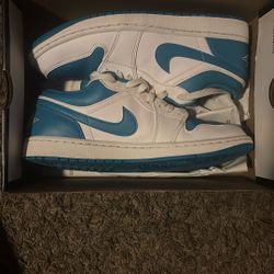Jordan 1 Low 