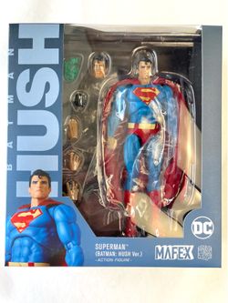 Medicom Toy MAFEX No. 117: Hush Superman DC 1/12 figure
