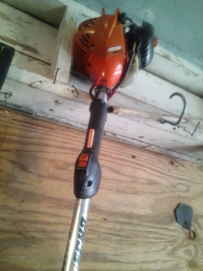 Echo Weed Eater 225 for Sale in Johnson City, TN OfferUp