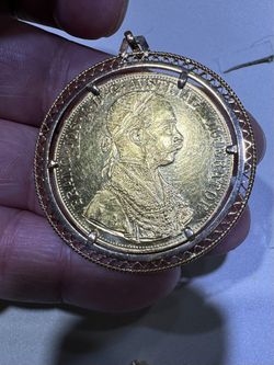 Gold coin
