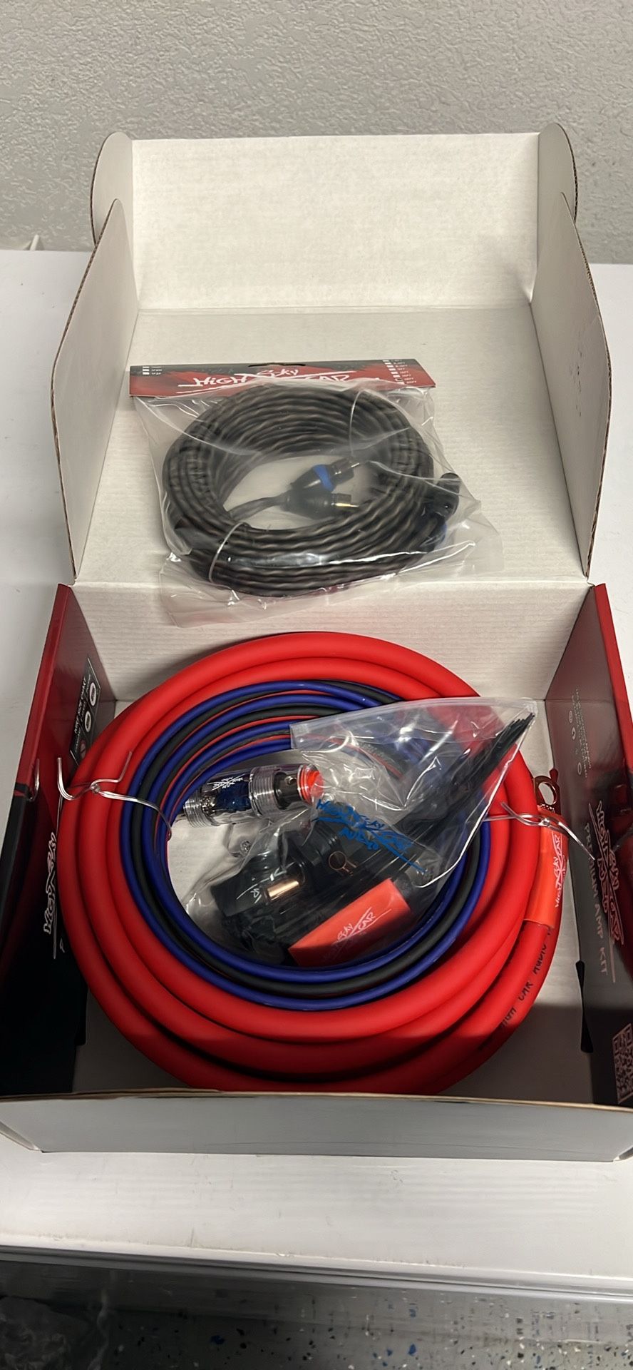 Sky High 4 Gauge Amp Kit