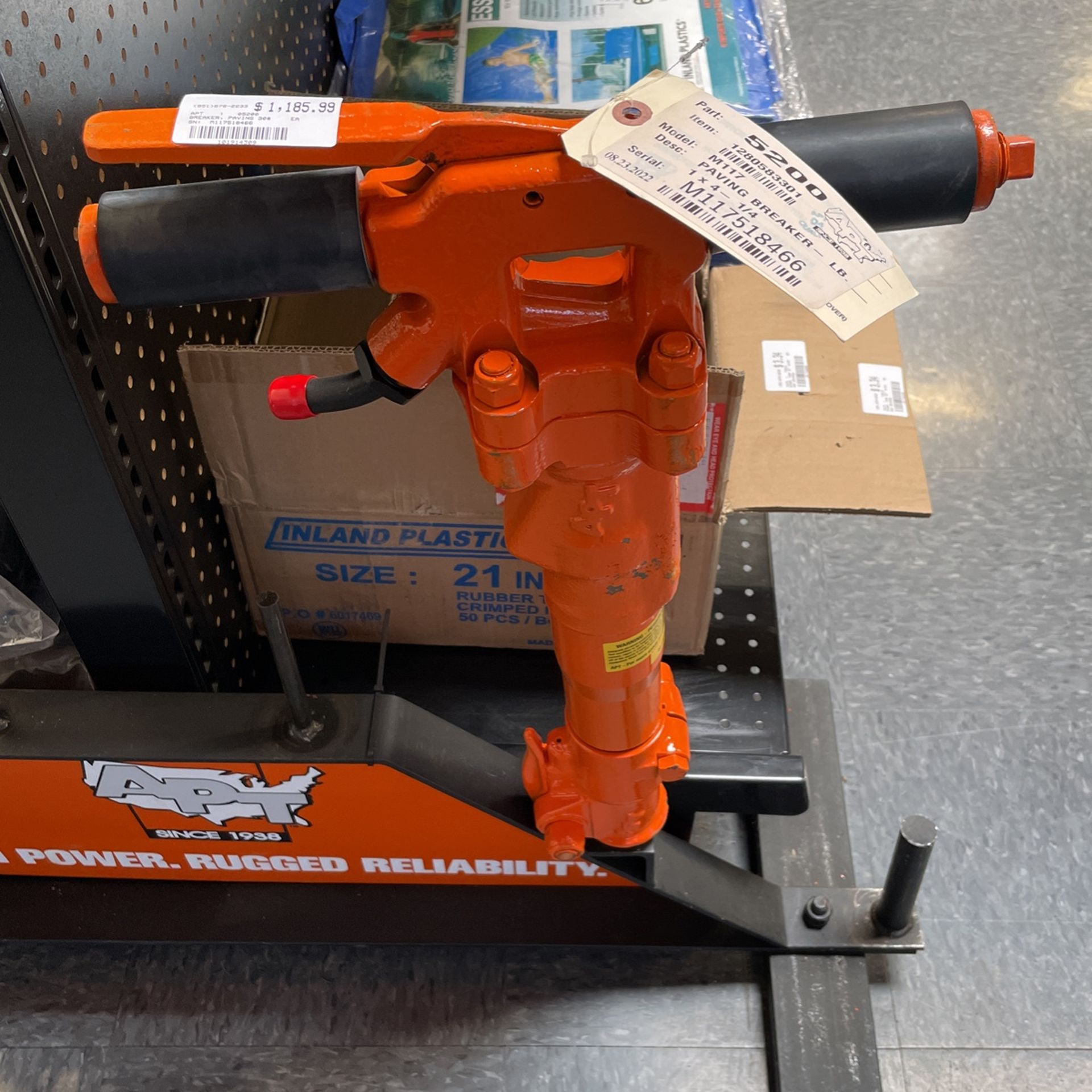 APT M117 30lb Breaker