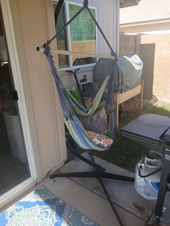 Swinging Chair