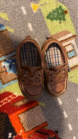 Carters size 7 shoes
