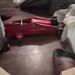 Pittsburgh Heavy Duty Jack
