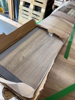 Large Vinyl Flooring Lot $899