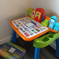 Toddler toy VTech desk