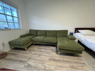 SOFA U SHAPE - GREEN Almost brand new
