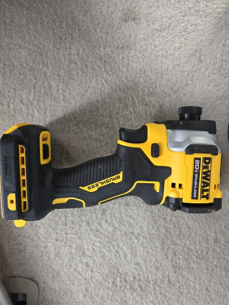 Dewalt 20XR Brushless Drill/impact Combo
