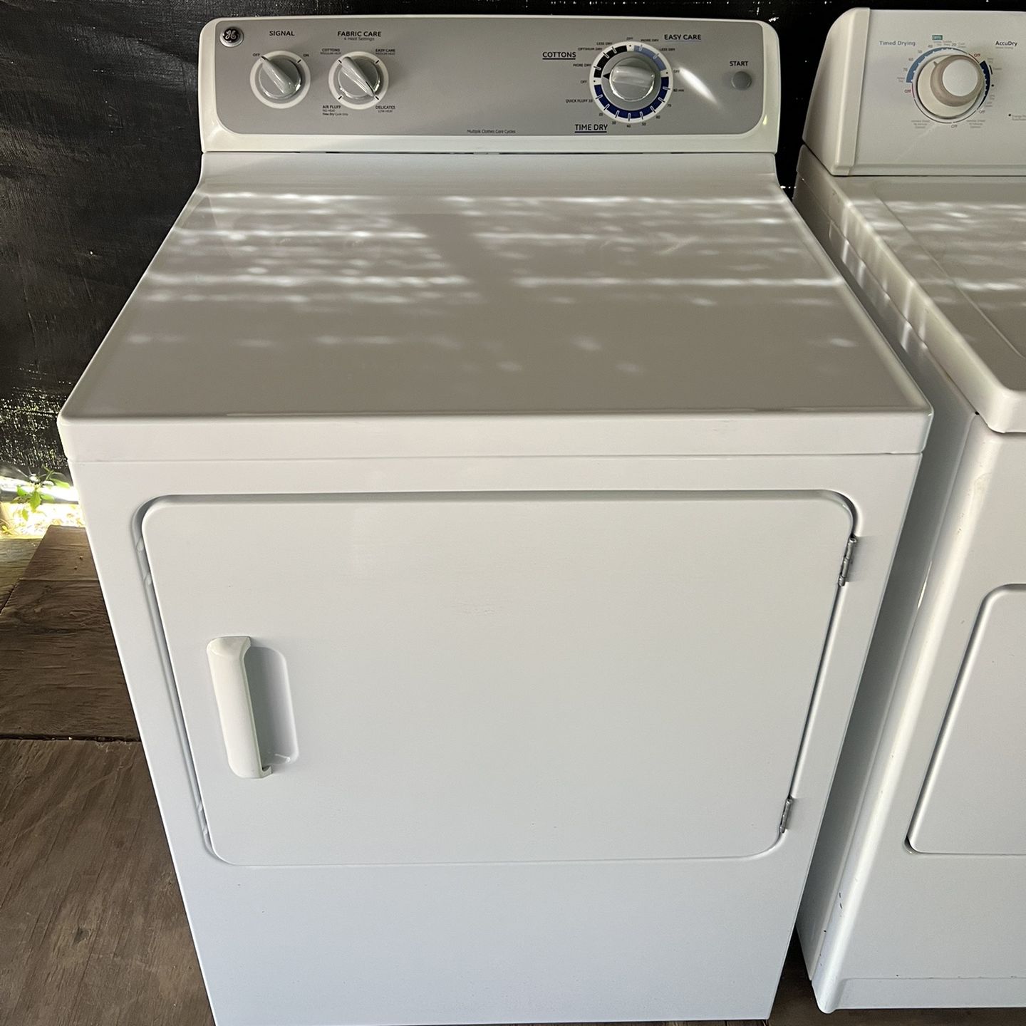 Ge Single Dryer   60 day warranty/ Located at:📍5415 Carmack Rd Tampa Fl 33610📍