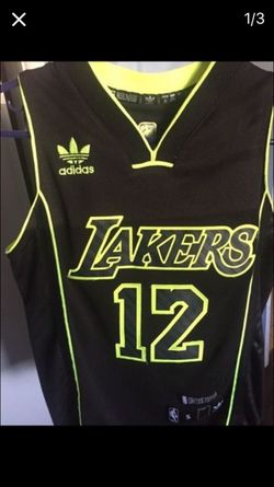 AUTHENTIC lakers jersey for kids
