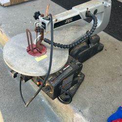 Variable Speed Corded Scroll Saw