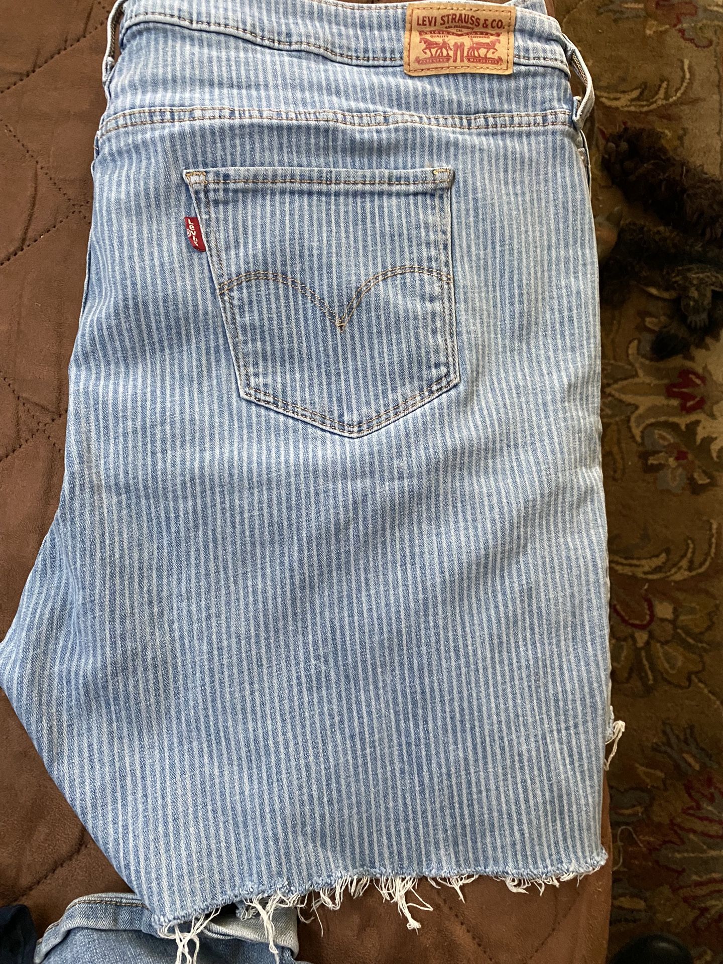 Womens Plus Levis 