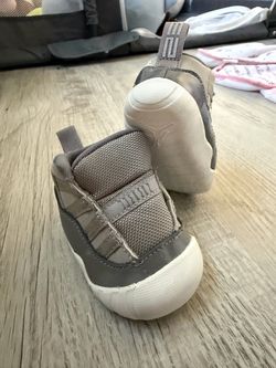 Jordan 11 Retro Crib Bootie 1c cool grey