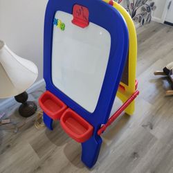 Kids Board With Magnet Support