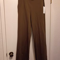 MAISON D'AMELIE PARIS TROUSER. NWT.