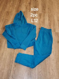 2-Piece Teal Hoodie and Jogger Set Size L/12